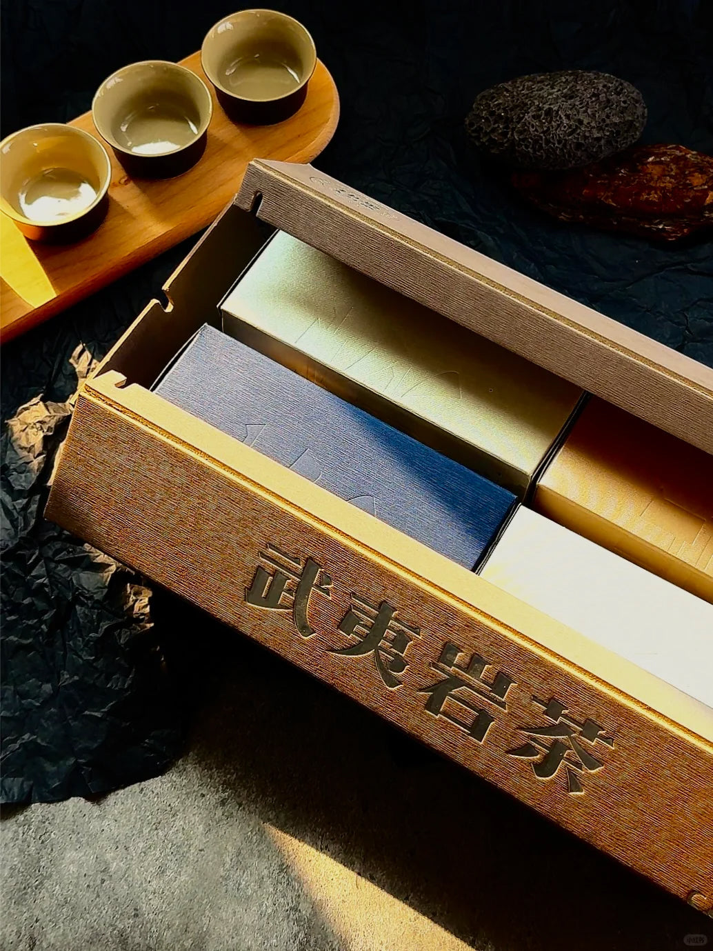 Tea Packaging Showcase: The Two-Piece Foldable Box