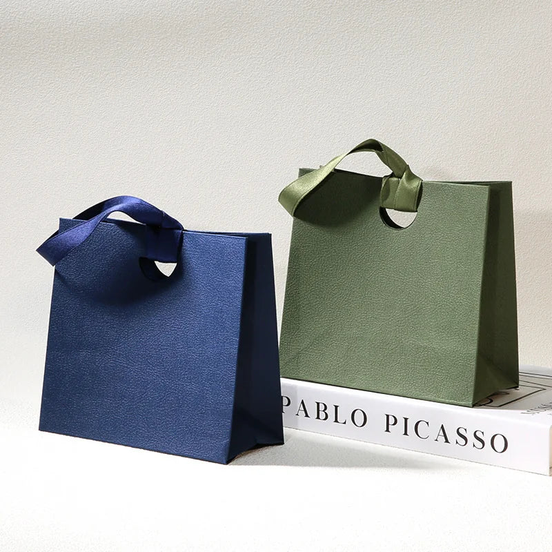 Small Boutique Shopping Bags for Retail