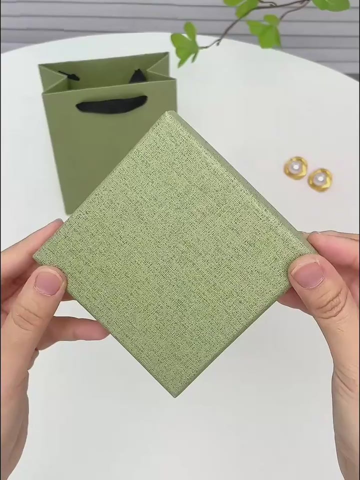 Green Cuckoo Lid-Off Box for Ring/Earrings/Jewelry Set